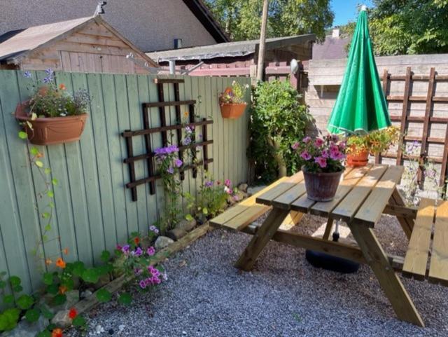 Вилла The Wee Hoose Near Loch Ness, Private Garden, Private Parking Друмнадрочит Экстерьер фото