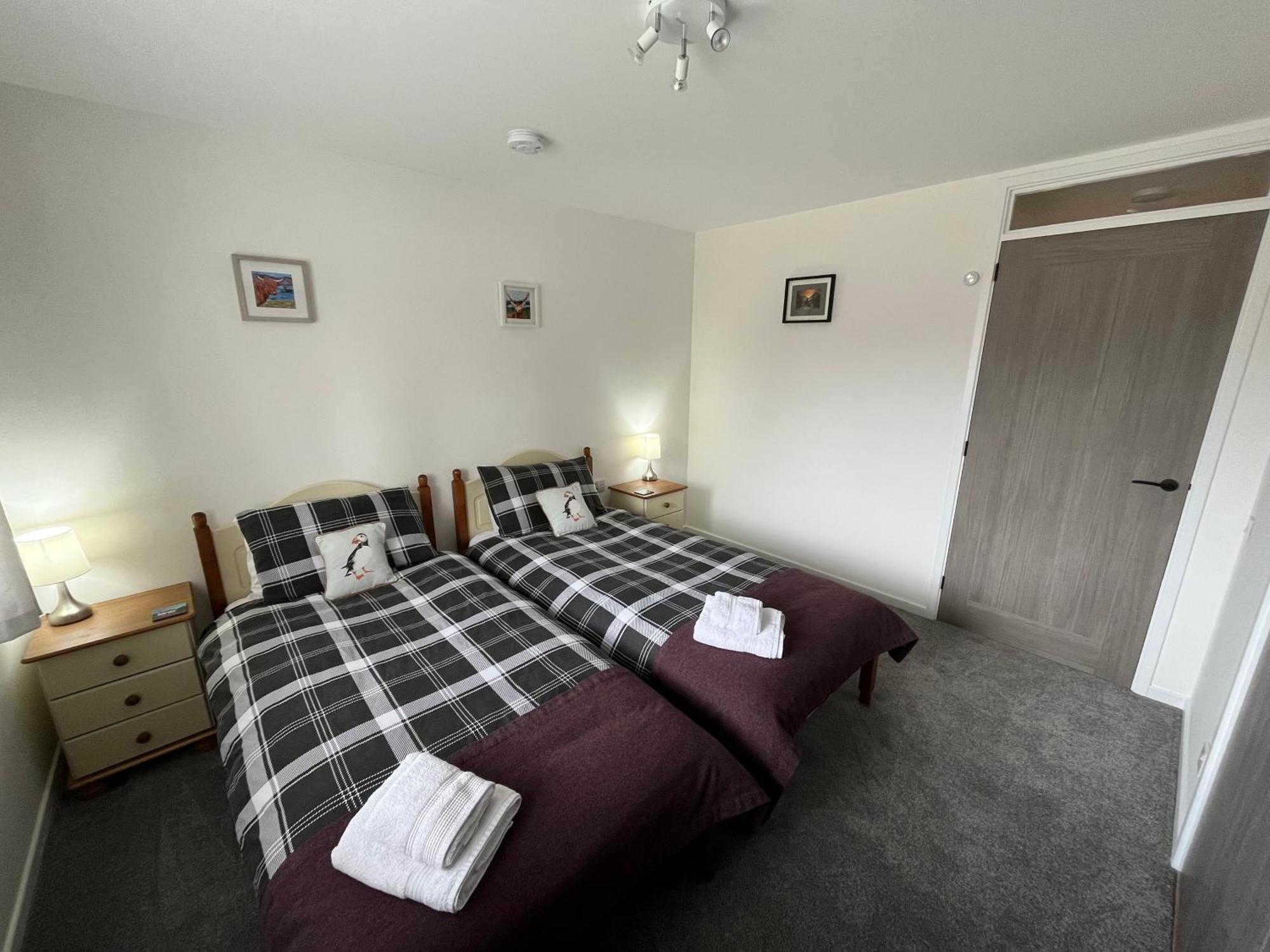 Вилла The Wee Hoose Near Loch Ness, Private Garden, Private Parking Друмнадрочит Экстерьер фото