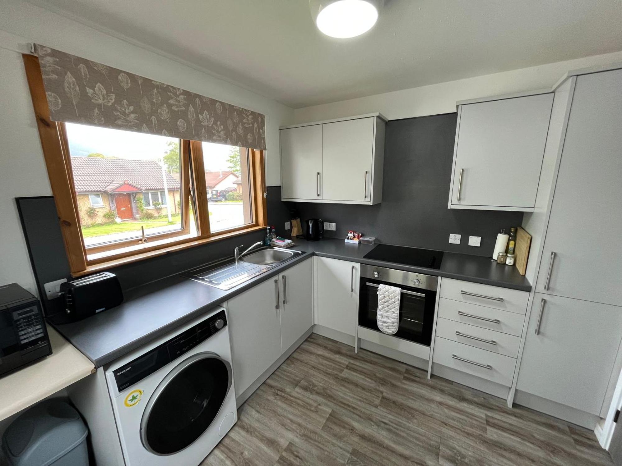 Вилла The Wee Hoose Near Loch Ness, Private Garden, Private Parking Друмнадрочит Экстерьер фото